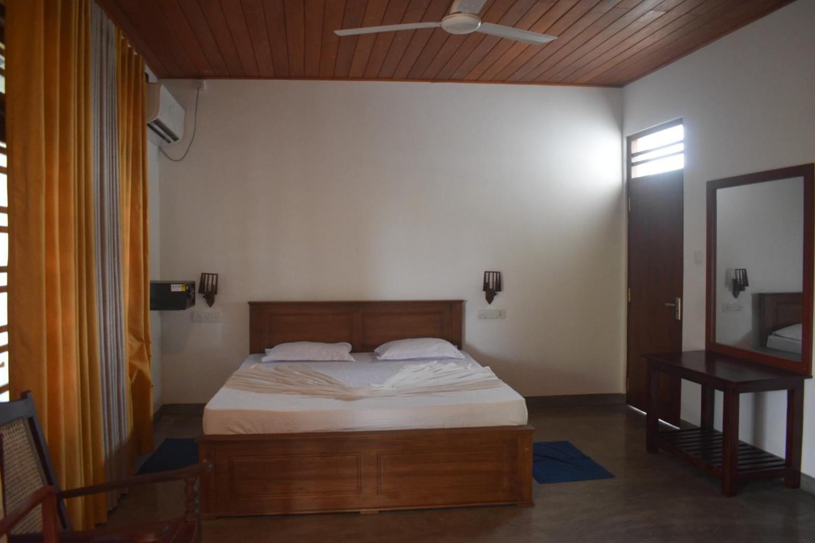 Hotel Ocean View Cottage Hikkaduwa Eksteriør billede