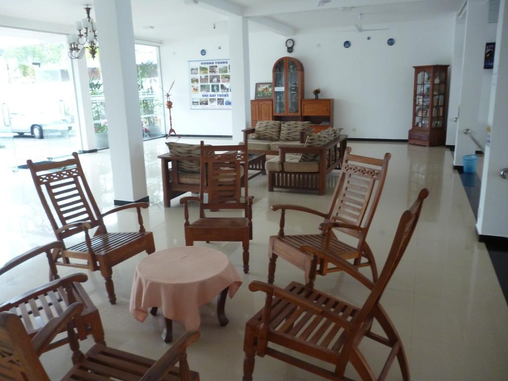 Hotel Ocean View Cottage Hikkaduwa Eksteriør billede