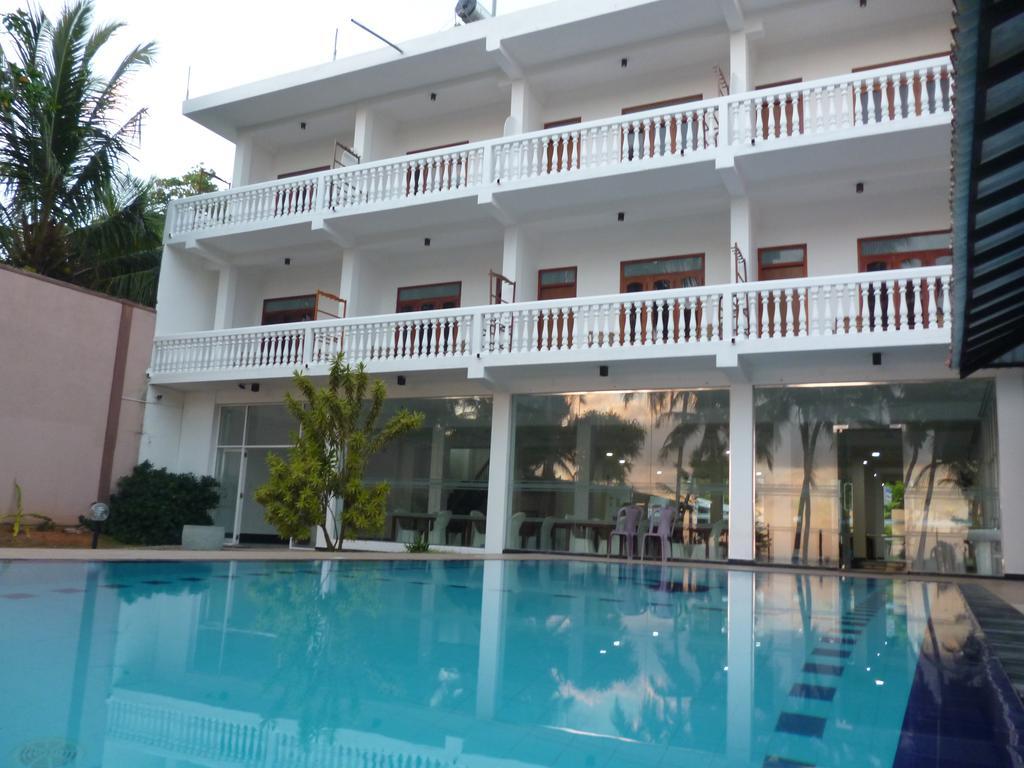Hotel Ocean View Cottage Hikkaduwa Eksteriør billede