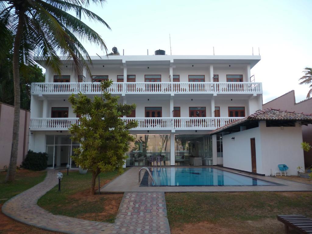 Hotel Ocean View Cottage Hikkaduwa Eksteriør billede