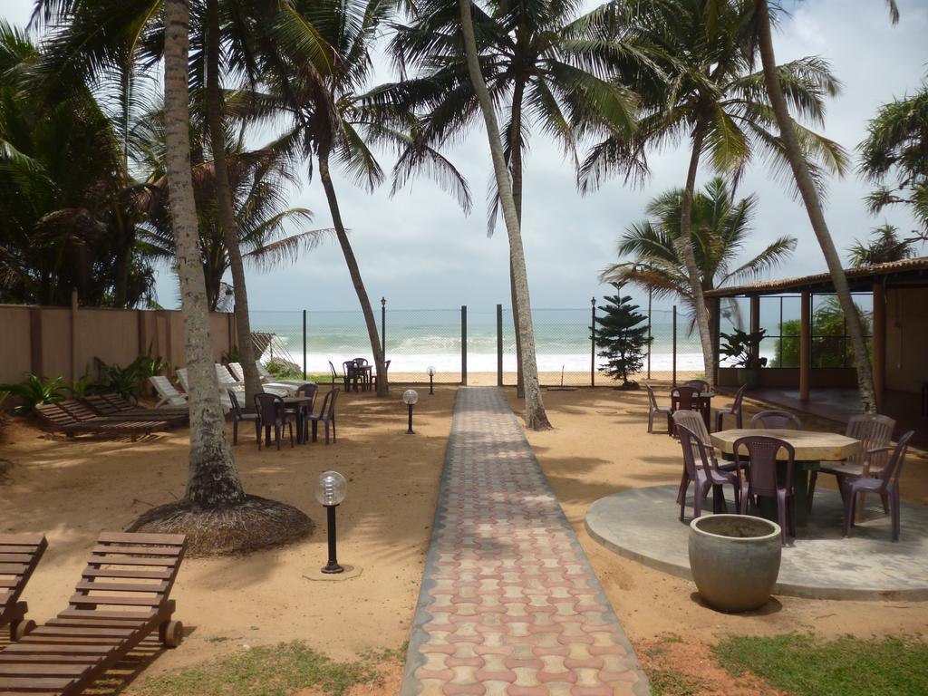 Hotel Ocean View Cottage Hikkaduwa Eksteriør billede