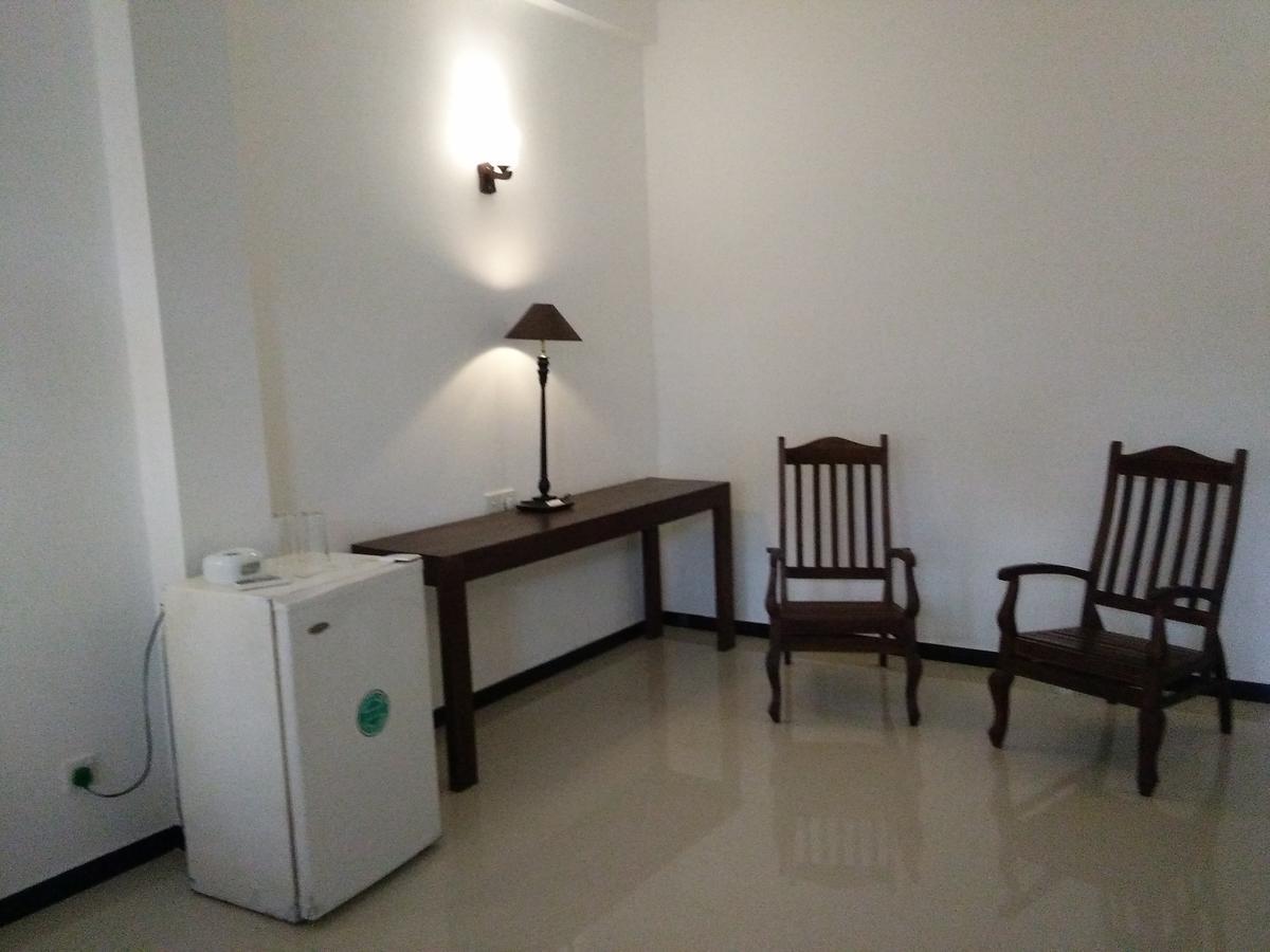 Hotel Ocean View Cottage Hikkaduwa Eksteriør billede