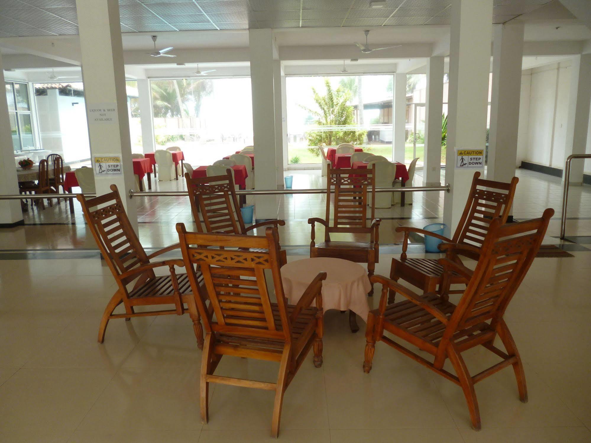 Hotel Ocean View Cottage Hikkaduwa Eksteriør billede