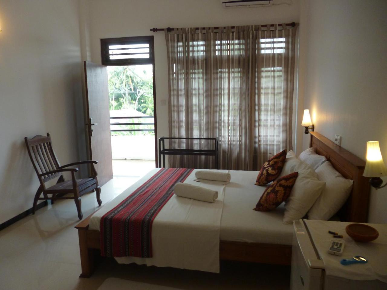 Hotel Ocean View Cottage Hikkaduwa Eksteriør billede